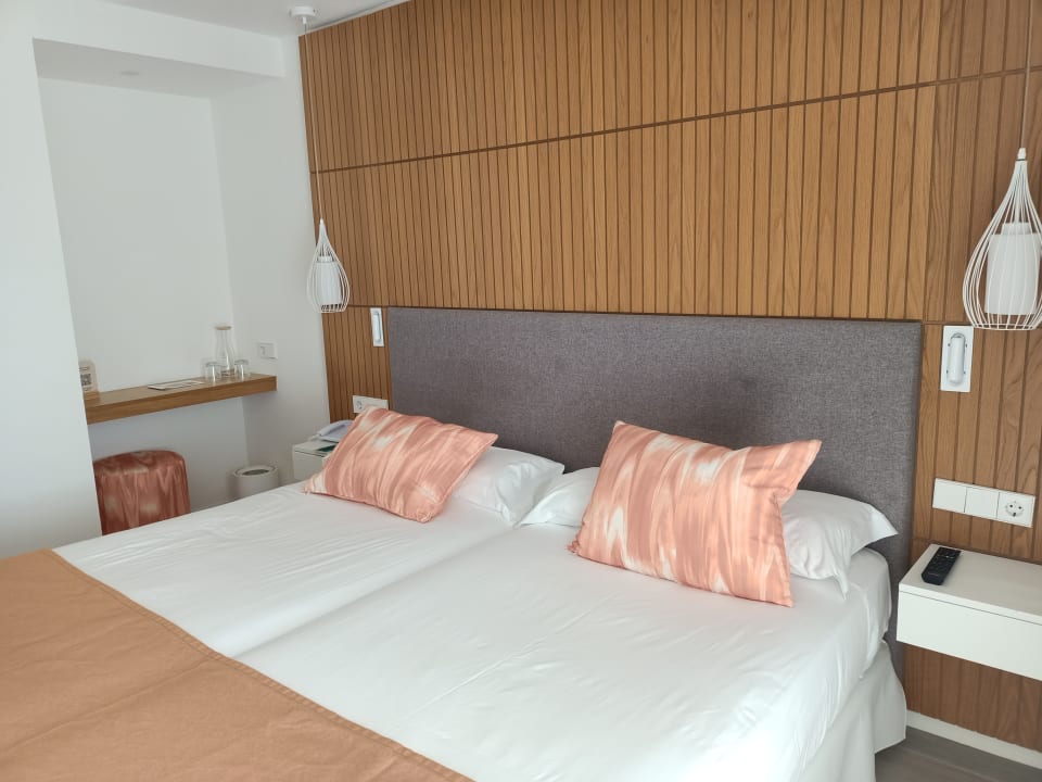 Zimmer Iberostar Waves Playa de Muro