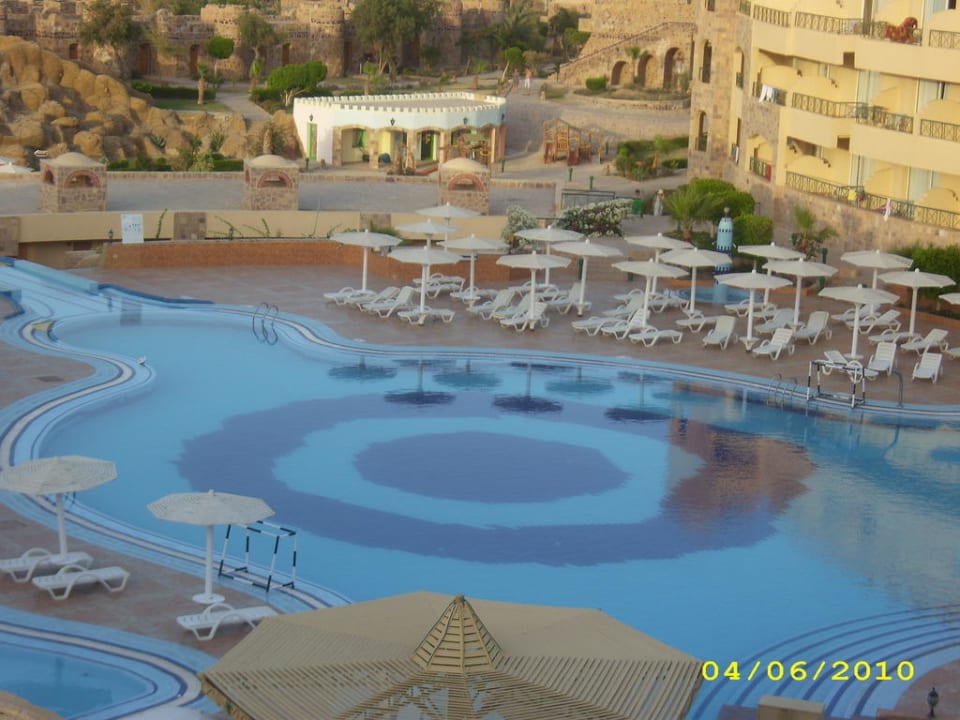 Großer Pool Utopia Beach Club