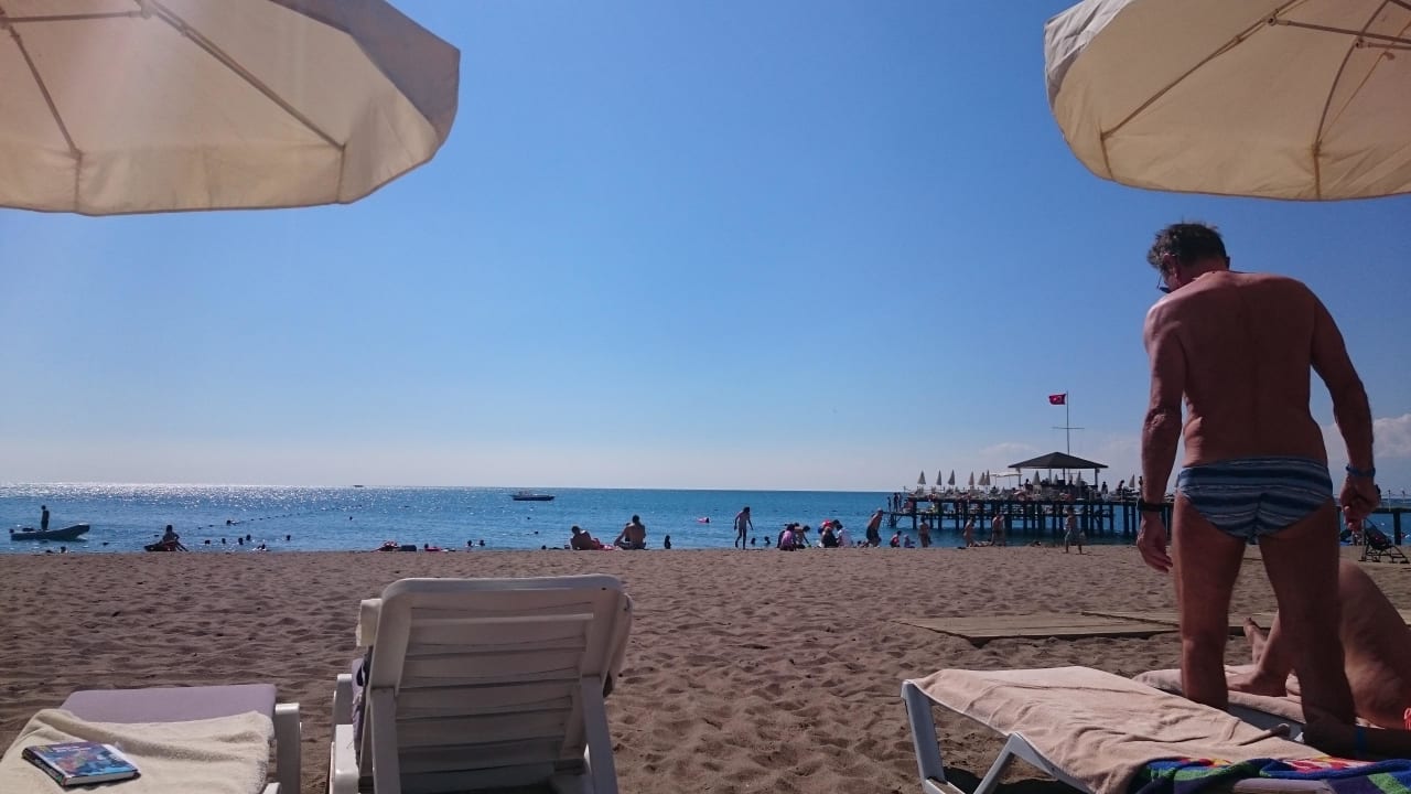 Strand Wyndham Garden Lara