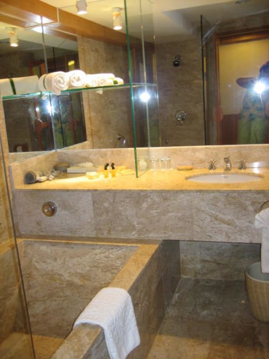 Bad Hotel Patong Seaview