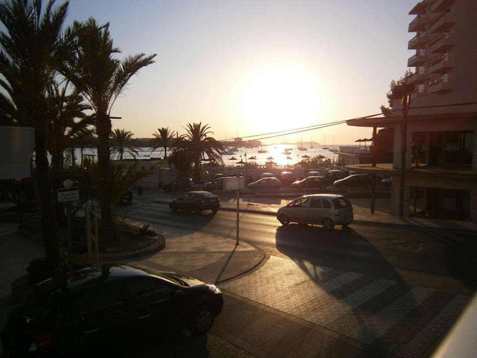 Sunset Hotel Osiris
