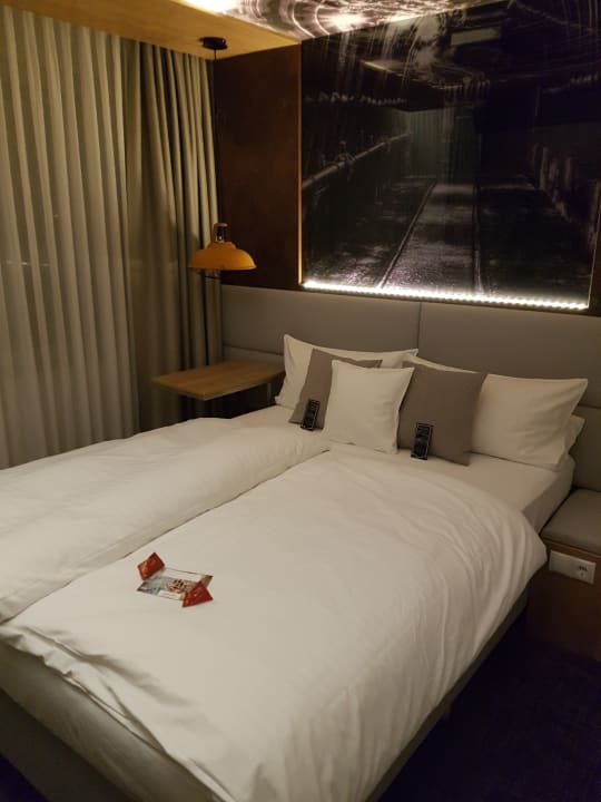 Bett Top Hotel Esplanade