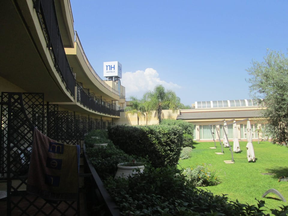 Blick von der Terrasse NH Catania Parco Degli Aragonesi