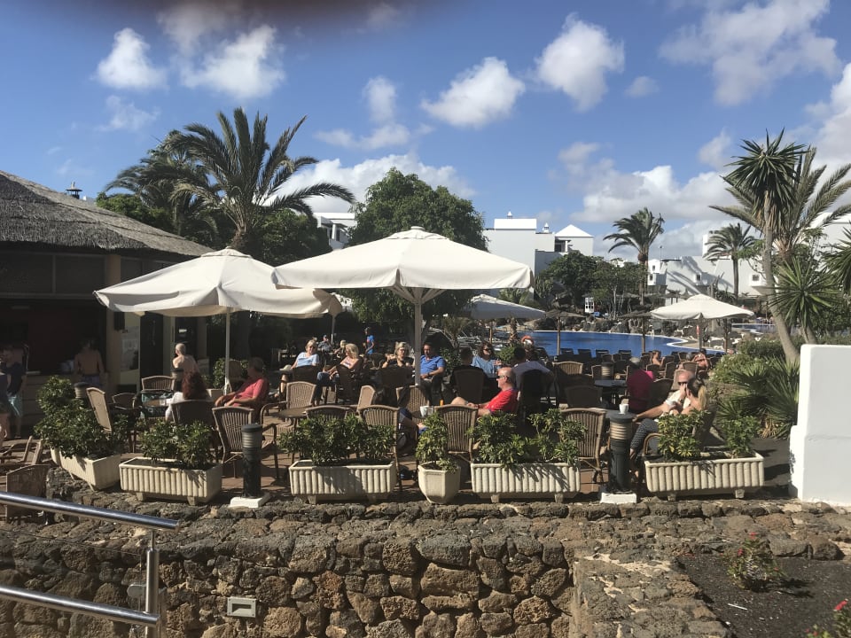 Außenansicht allsun App.-Hotel Albatros