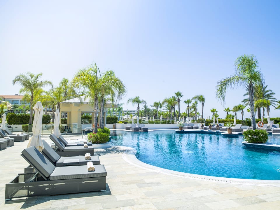 Pool Olympic Lagoon Resort Paphos