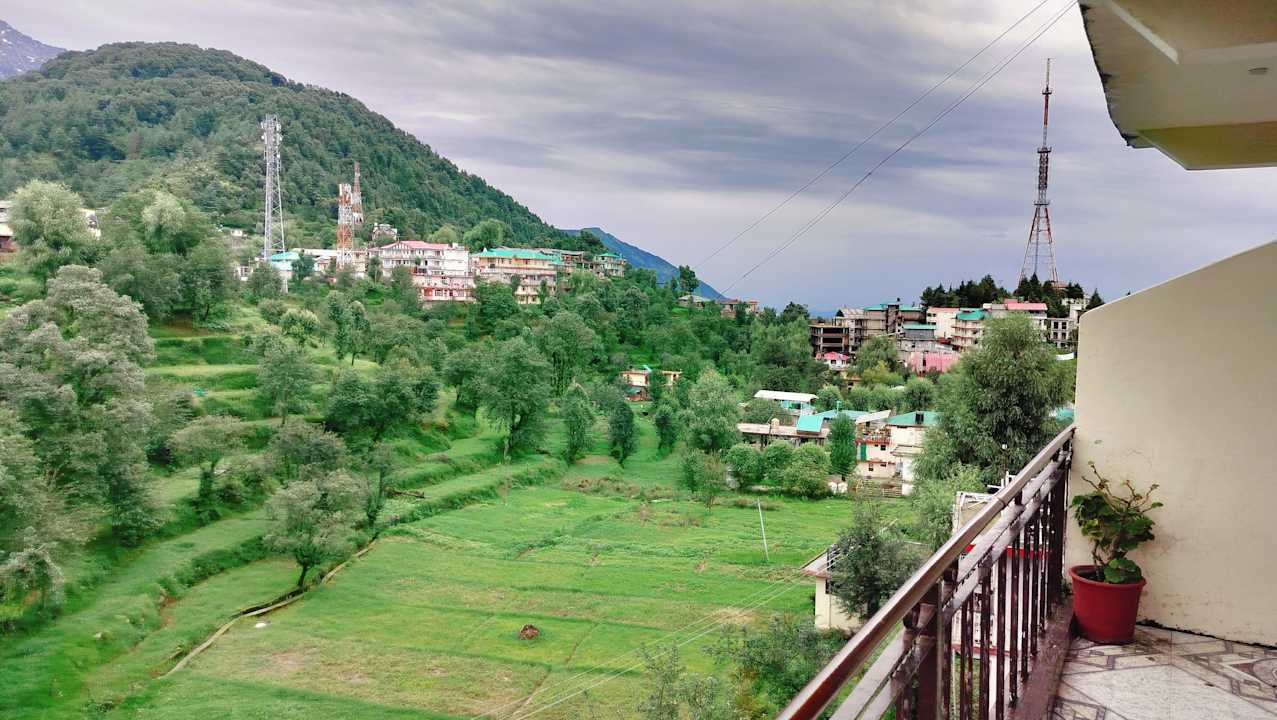 Ausblick Hotel Snow Crest Inn Private Limited