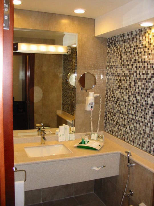 Bad voll in Ordnung Holiday Inn Riyadh - Al Qasri