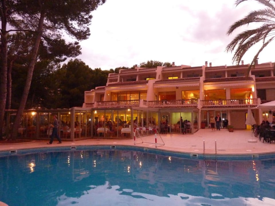 Außenansicht Restaurant Iberostar Waves Pinos Park