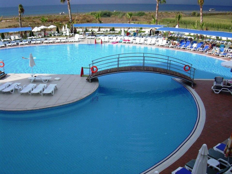 Pool Cenger Beach Resort & Spa
