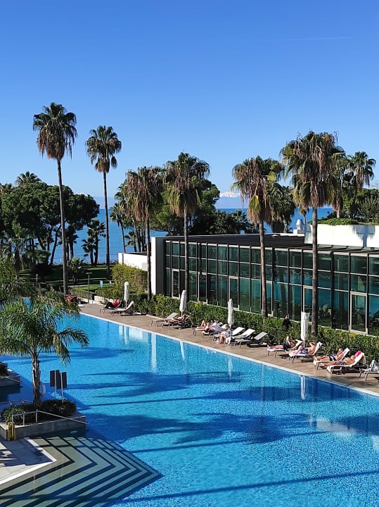 Ausblick Acanthus Cennet Barut Collection
