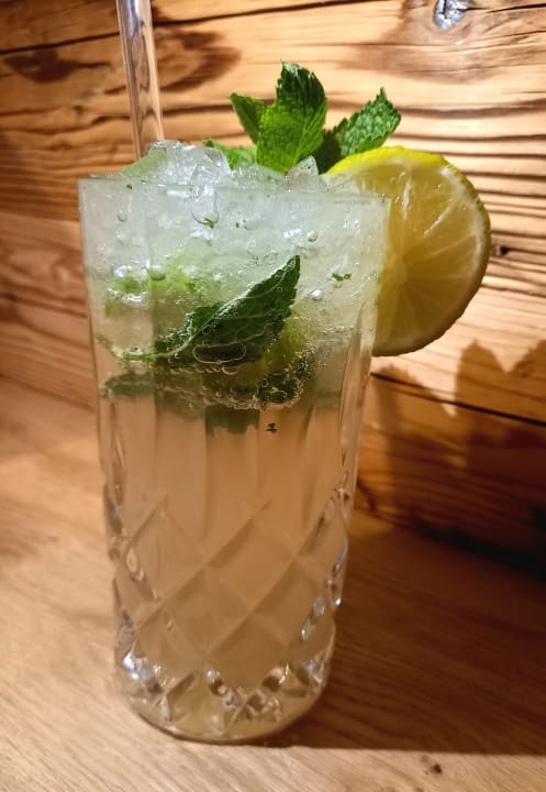 Gastro Alm- & Wellnesshotel Alpenhof