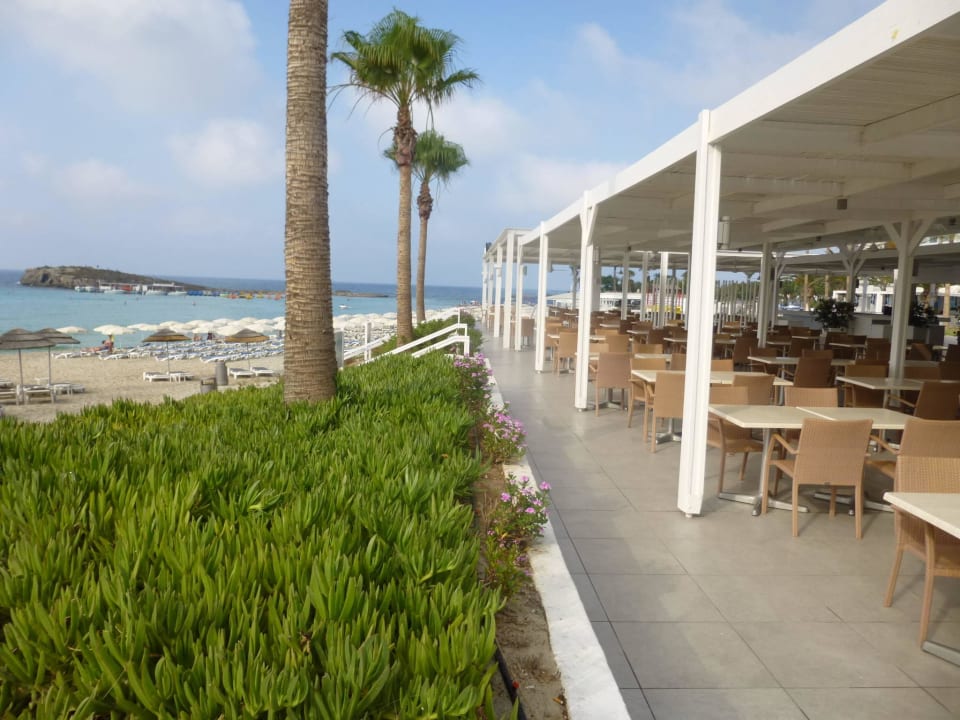 Mittagsbar Taverna Hara Nissi Beach