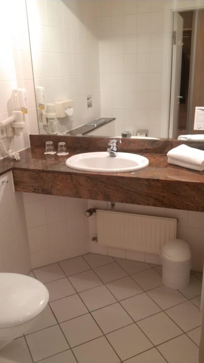 Badezimmer AHORN Panorama Hotel Oberhof