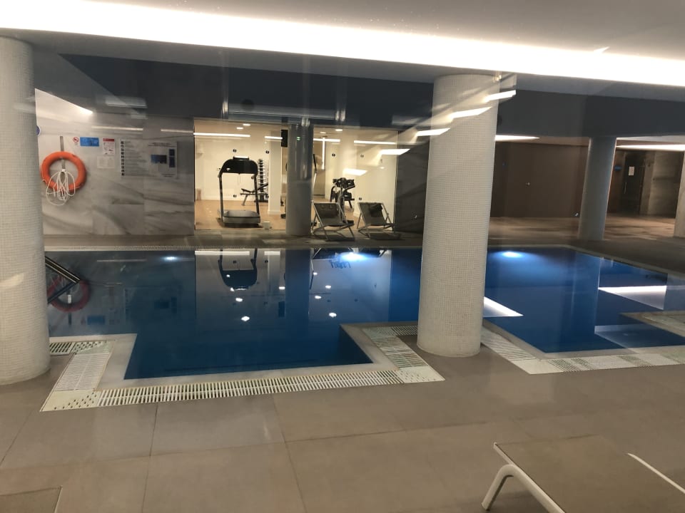 Pool CM Playa del Moro