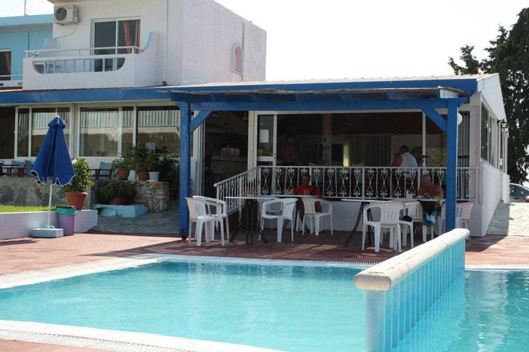 Barbereich Georgia Hotel