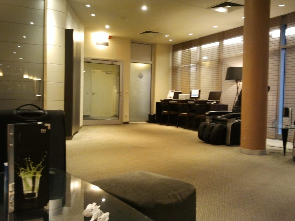 Lobby NH Wien City