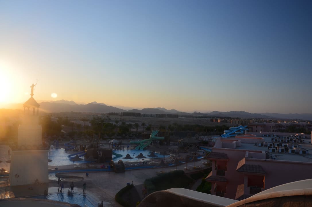 Rzut z góry na aquapark Parrotel Aqua Park Resort