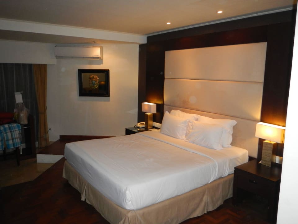 Bett Sol by Melia Benoa Bali