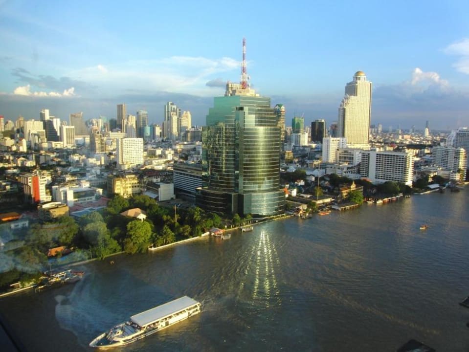 Blick aus dem Zimmer Millennium Hilton Bangkok