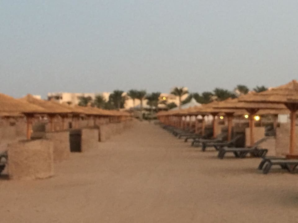 Strand früh morgens ROBINSON SOMA BAY