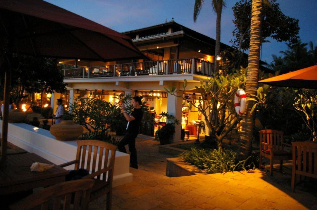 Abendstimmung an der Rim Nam Pool Bar JW Marriott Phuket Resort & Spa