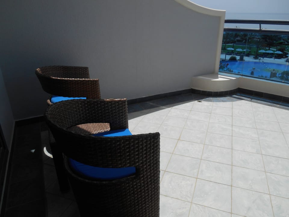 Balkon Hotel Le Meridien Al Aqah Beach Resort