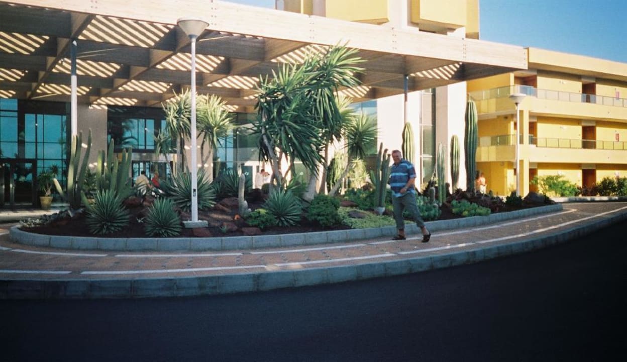 Eingang SBH Club Paraiso Playa