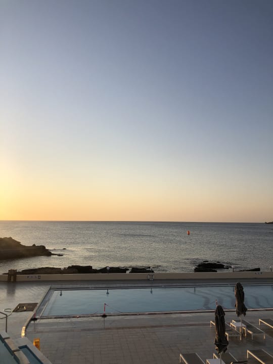 Pool Eden Roc Resort