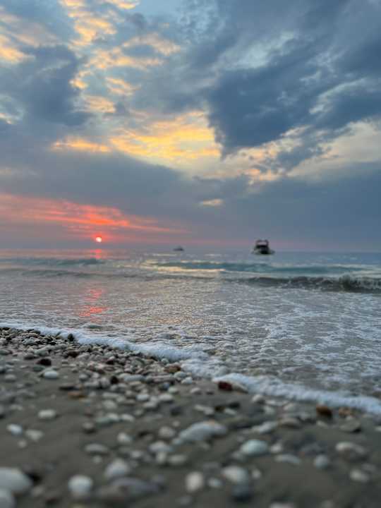 Außenansicht Acharavi Beach Hotel