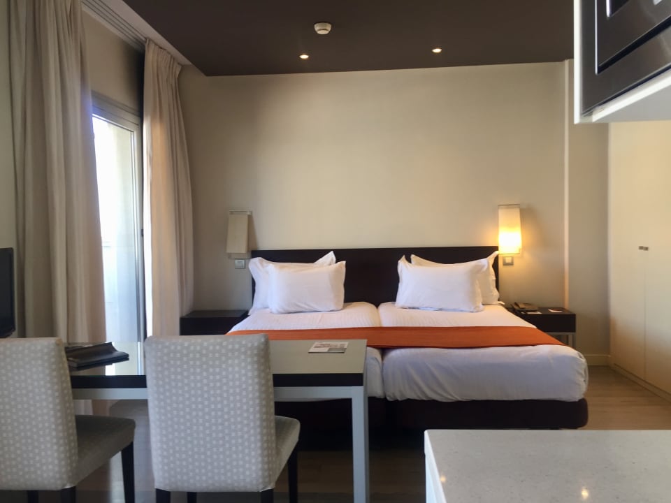 Zimmer Suites Viena Plaza de España