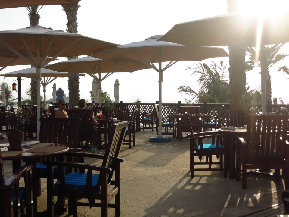 Bar am Pool Jumeirah Mina Al Salam