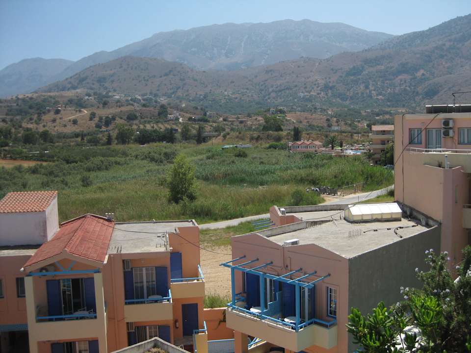 Blick nach rechts Hotel Corissia Princess