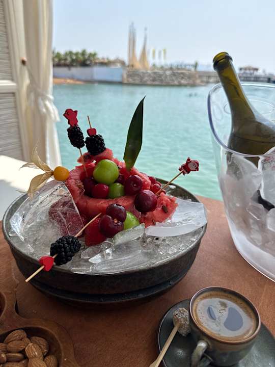 Strand Rubi Platinum Sign