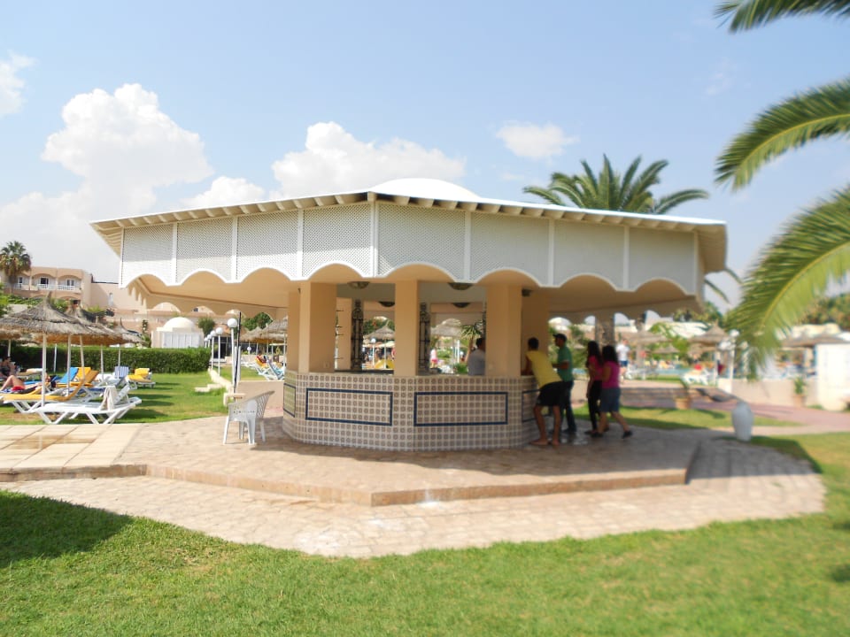 Bar u bazénu AQI Venus Beach