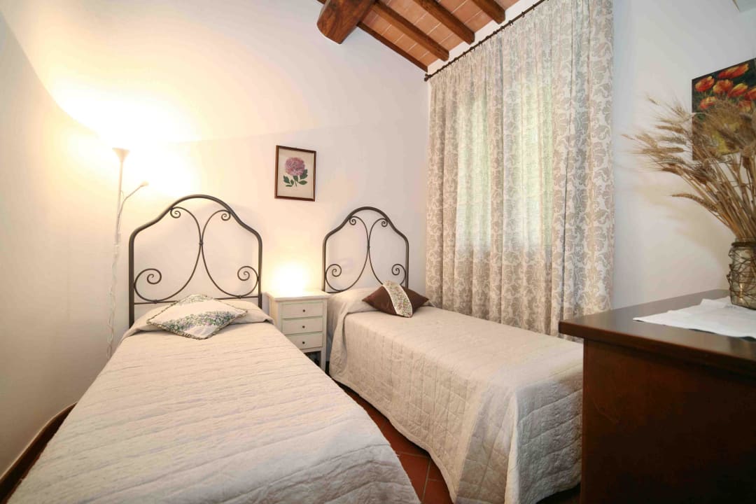 Dante apartment - second bedroom La Compagnia del Chianti