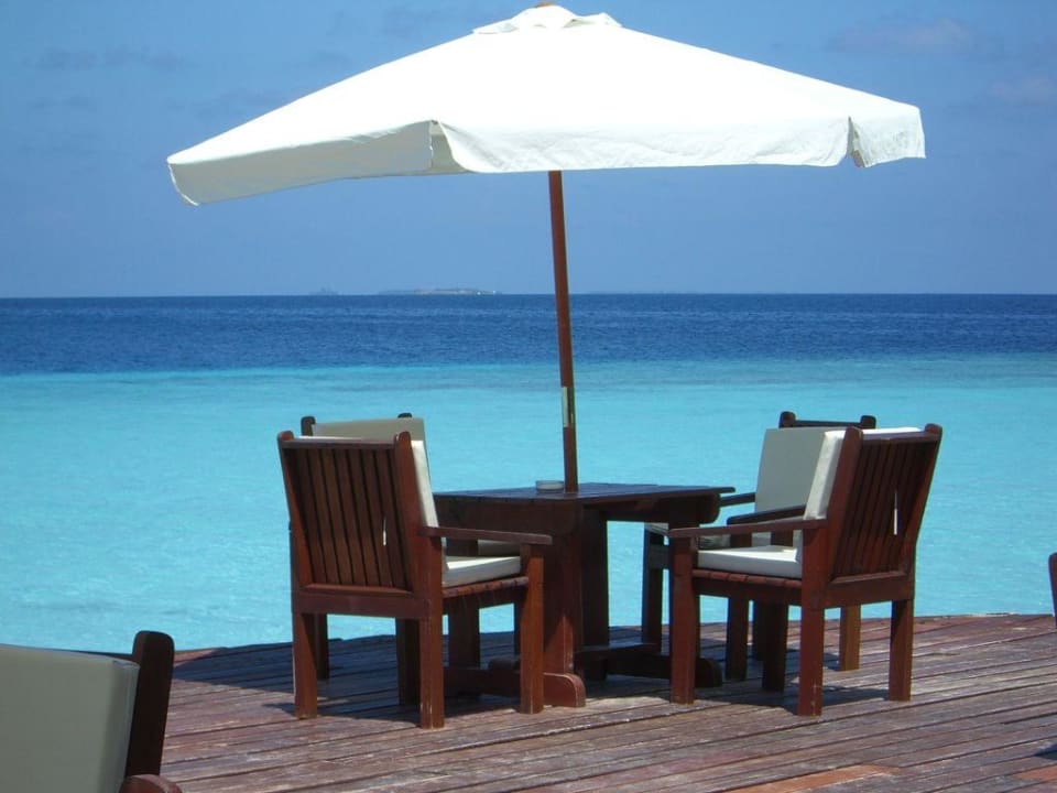 Strandabschnitt an der Bar Angaga Island Resort