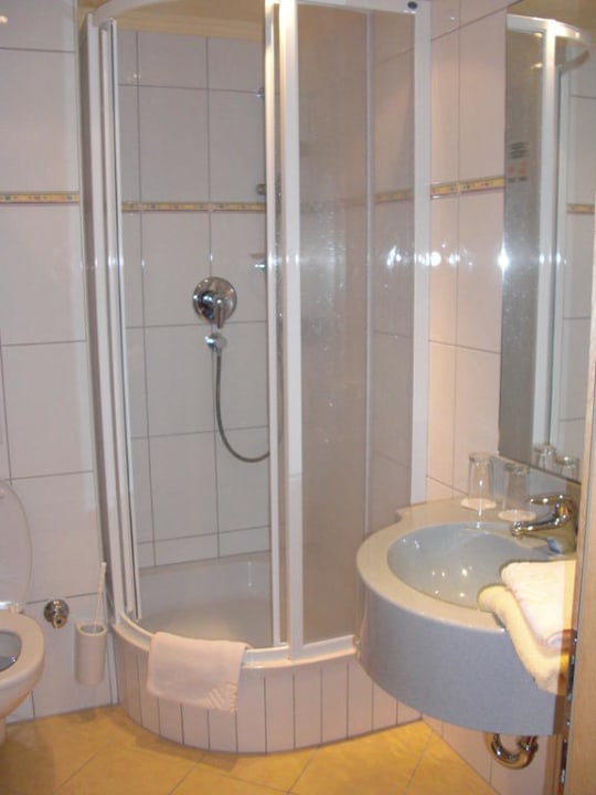 Badezimmer Verwöhnhotel Kristall