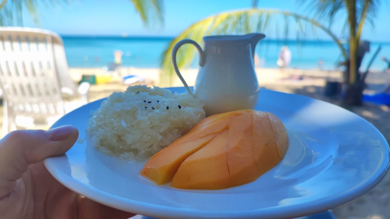 Gastro Guesthouse Naiyang Seaview Place