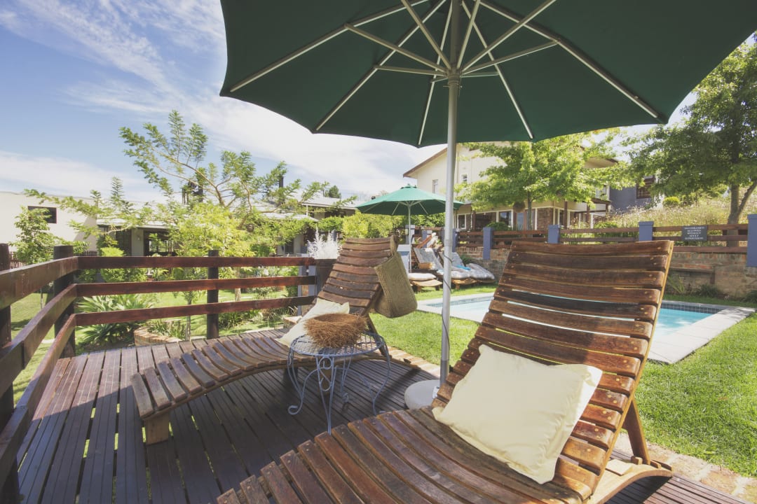 Pool Guest House A Hilltop Country Retreat