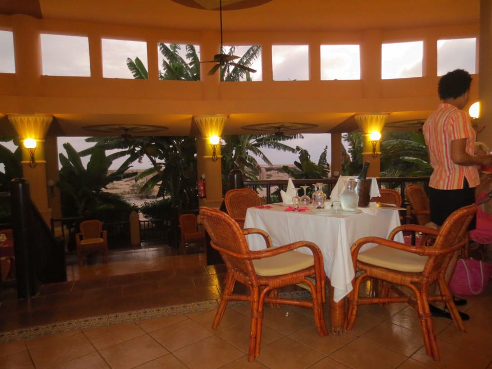 Africa-Restaurant Hotel Riu Funana