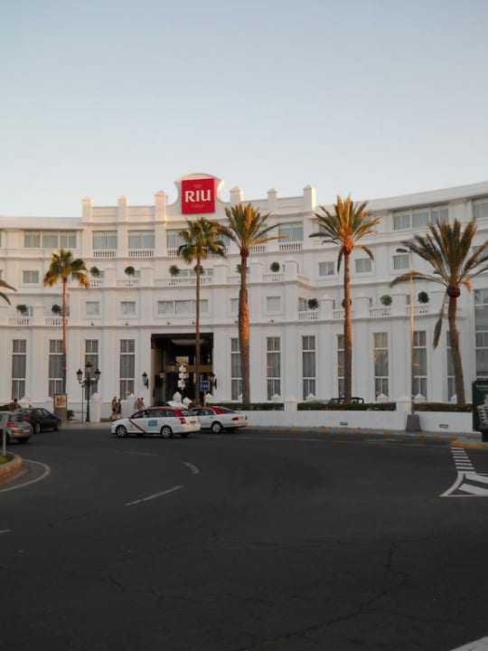 Vorderansicht Hotel Riu Palace Maspalomas Adults Only