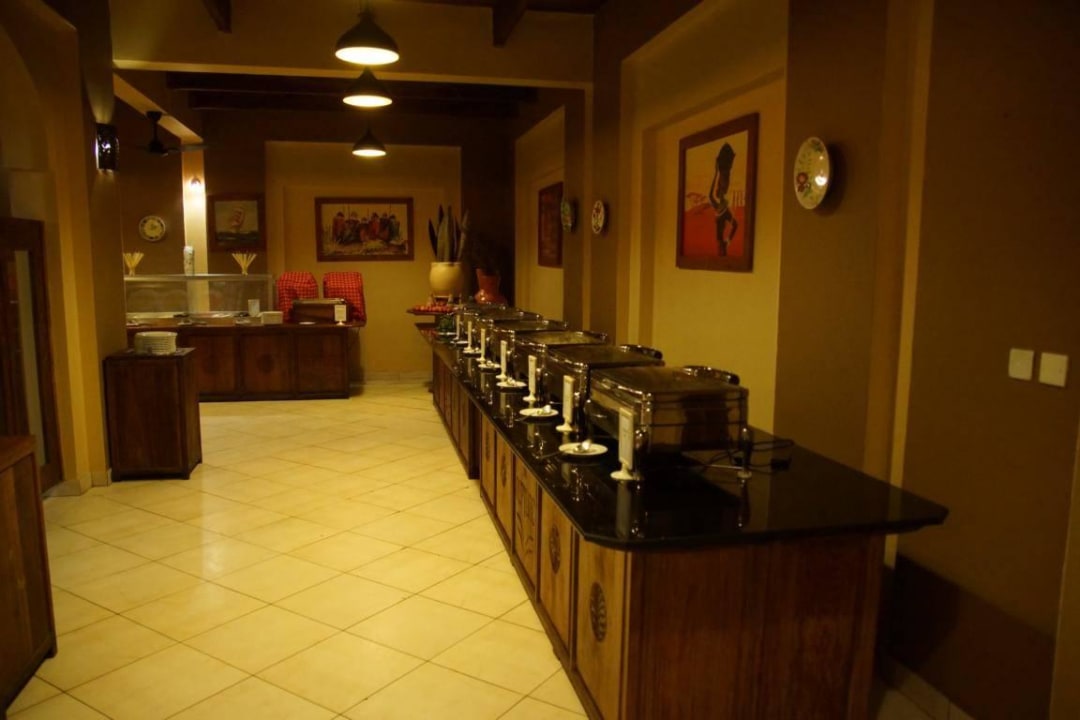 Dinner Neptune Pwani Beach Resort & Spa