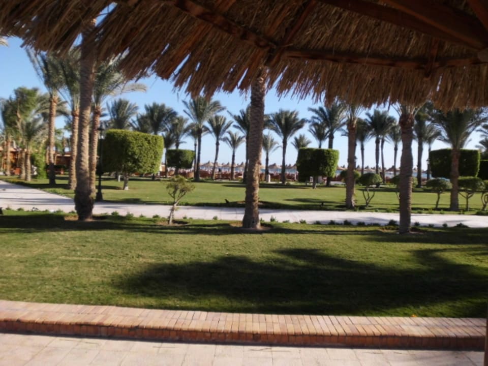 Gartenanlage Siva Grand Beach