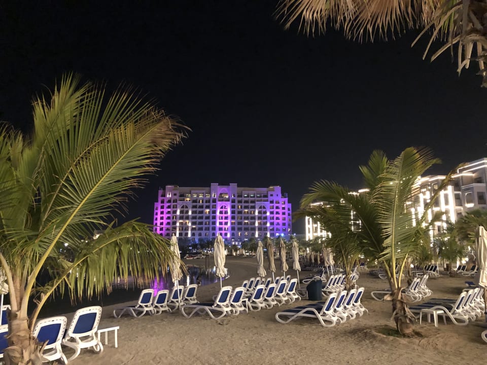 Strand DoubleTree by Hilton Resort & Spa Marjan Island