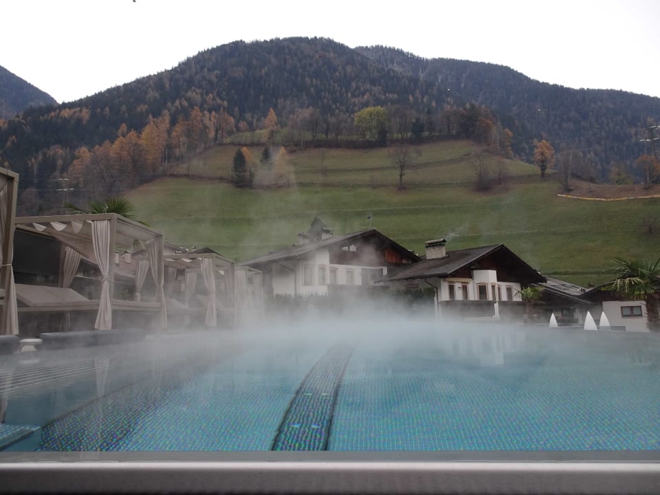 Pool STROBLHOF Active Family SPA Resort