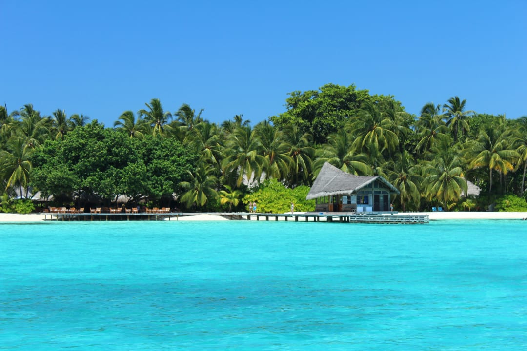 Die Tauchbasis und die Dhoni Bar Kuramathi Maldives