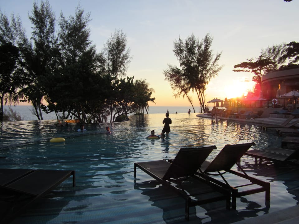 Pool Pullman Phuket Arcadia Naithon Beach
