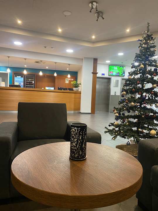 Lobby Essential by Dorint Hotel Köln-Junkersdorf