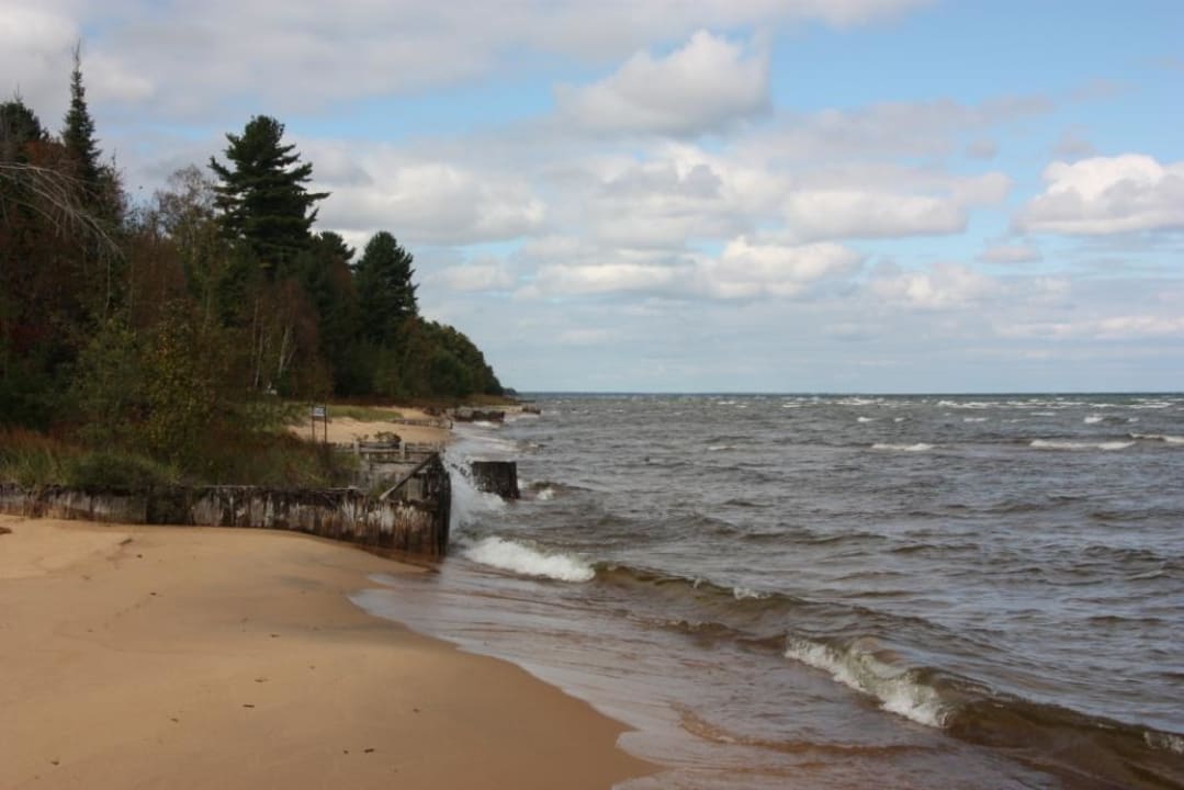 Der Lake Superior Magnuson Grand Hotel Lakefront
