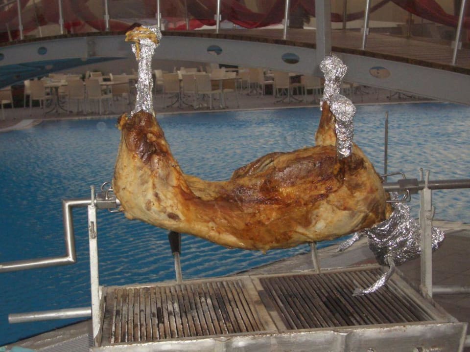 Buffet Saturn Palace Resort Hotel